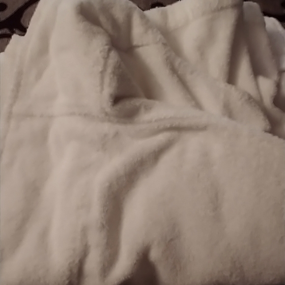 100% Plush Thick Cotton Terry 16 oz Robe and Slippers Set - Picture 4 of 14